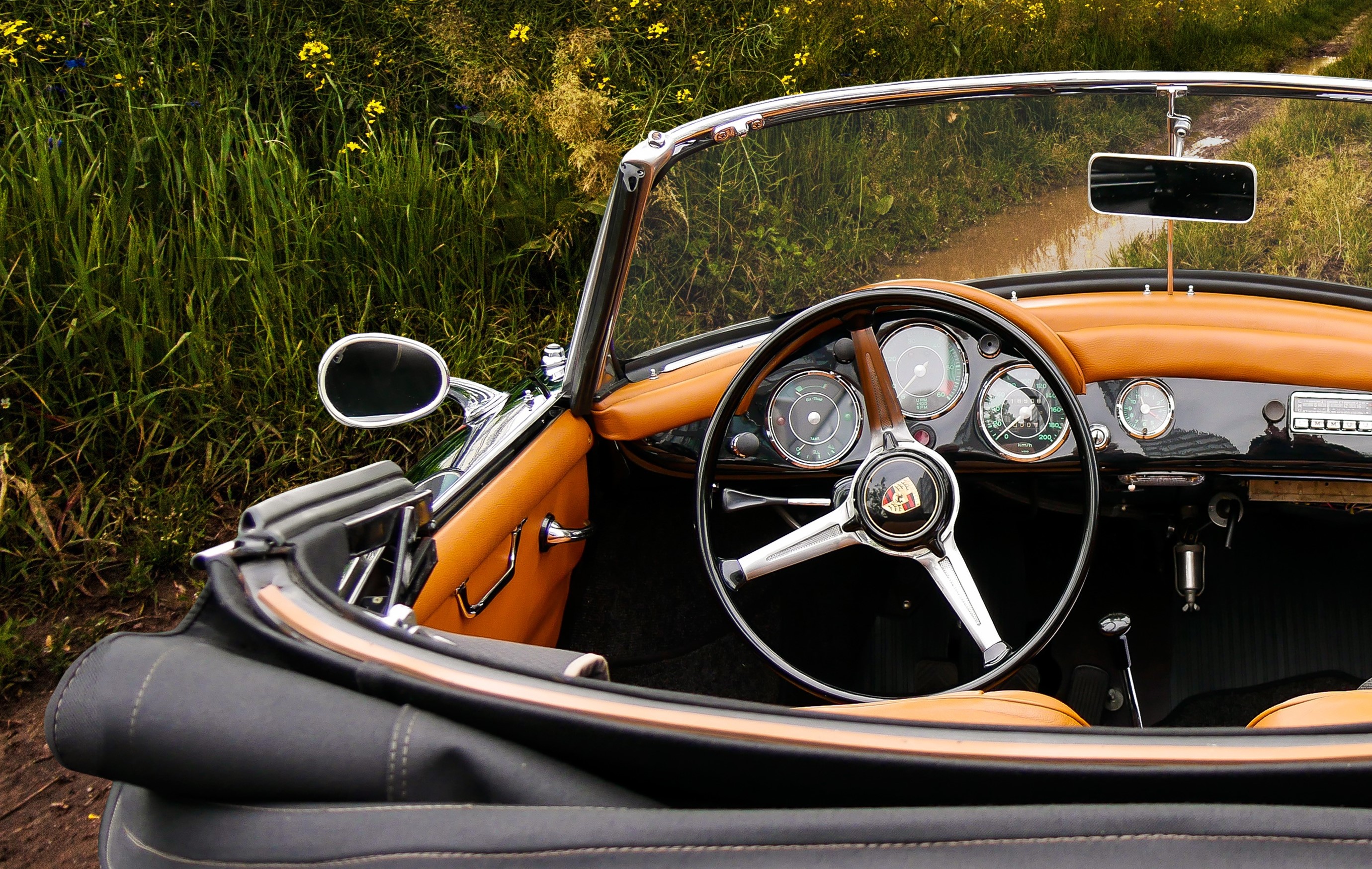 <strong><font color='000000'>全球新能源汽車保有量將突破2000萬輛，中國(guó)占46%</font></strong>